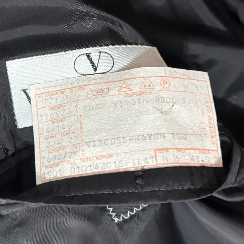 NEW VALENTINO Italy Black 2 Button 100% wool dinner tuxedo jacket Size 42 $4850 - Picture 12 of 12